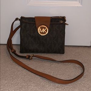 Micheal Kors Crossbody Bag